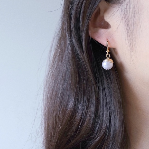 Gold Hoop Pearl Earrings - Picture 4 of 7